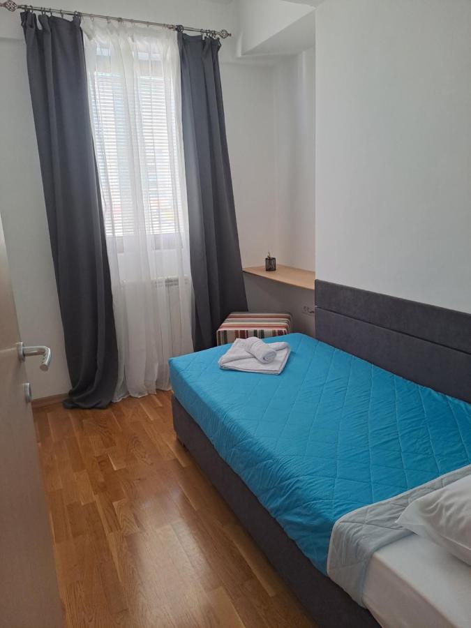 Apartamento Skopje Centar Margarita Luxury Aprtment Exterior foto